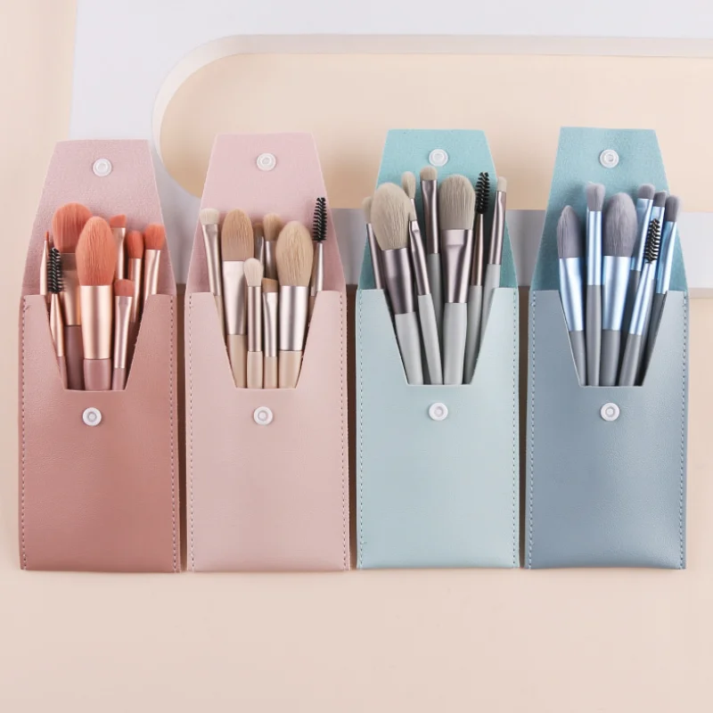 

8 Mini Makeup Brushes with Wooden Handle Fiber Soft Hair Concealer Blush Eyeshadow Brush Portable Set Professional Beauty Tools