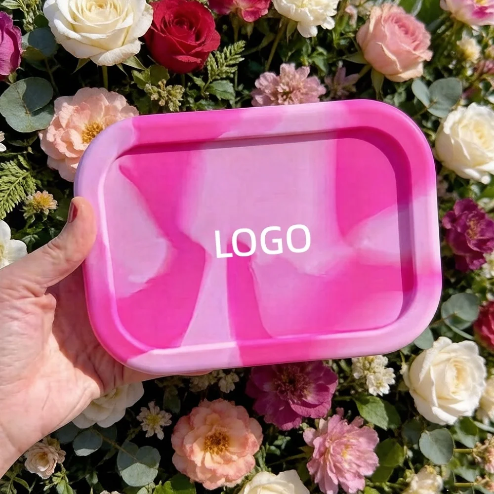 Summer Hot Sales Food Grade Silicone Food Storage Container Portable Three Grid Lunch Box Kid Silicone Bento Box With Lid