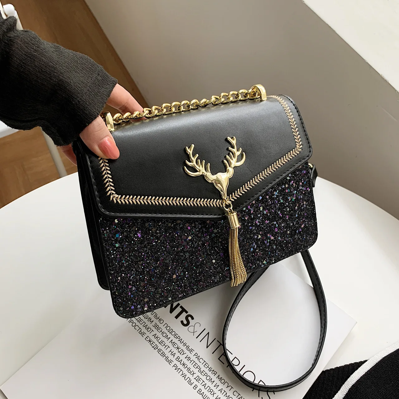 

Wholesale New Fashion Luxury Latest Purses And Handbags Chain Tassel lock frosted sequins Designer Shoulder Hand bag for Women, 3 colors