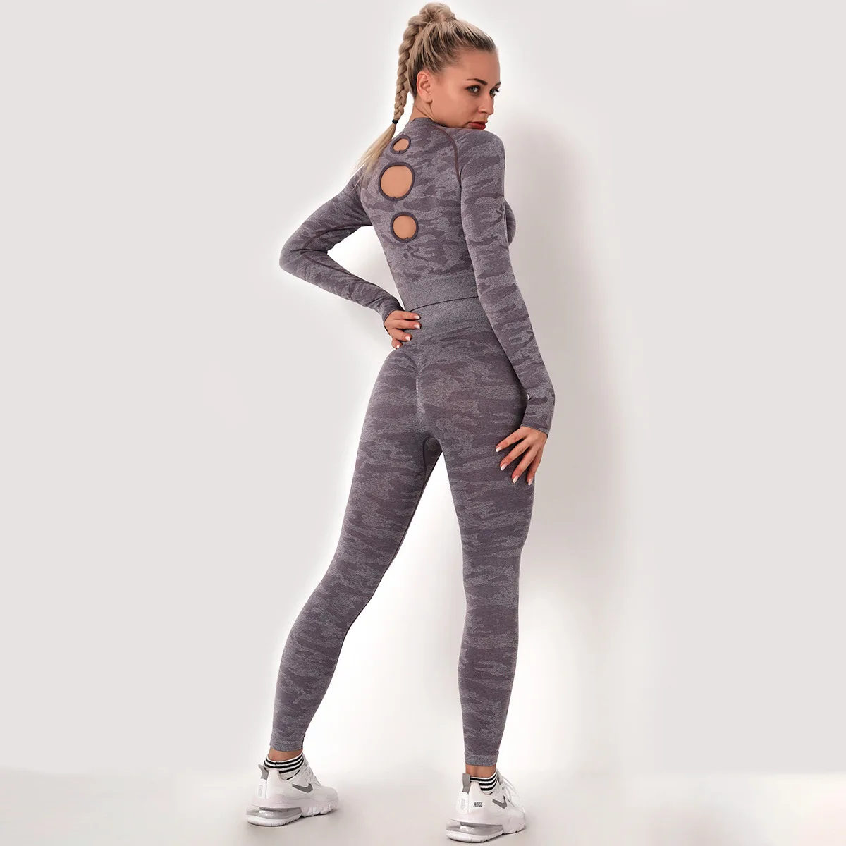 

Explosive Seamless Camouflage Suit Women High Elasticity Slim Fitness Yoga Two-piece Suit, Picture