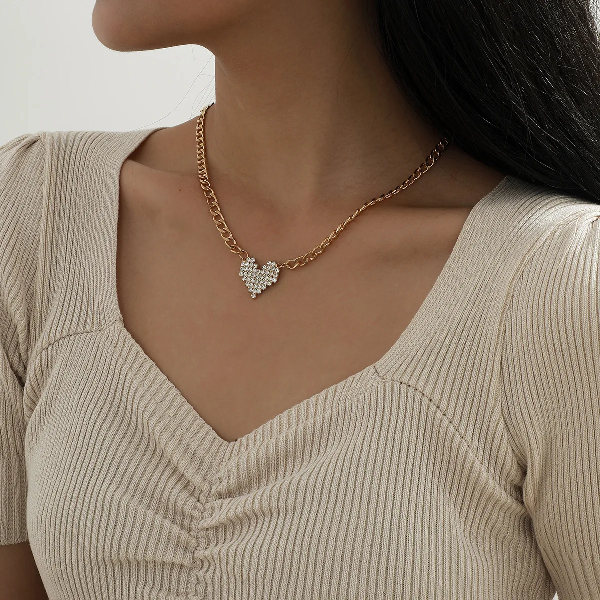 

Fashion all-match single-layer tassel necklace women's simple temperament diamond love pendant necklace