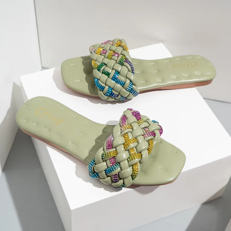 

New Arrival Plus Size Fashion High Quality Flat Women Ladies Summer square toe women diamond sandals, Customized color