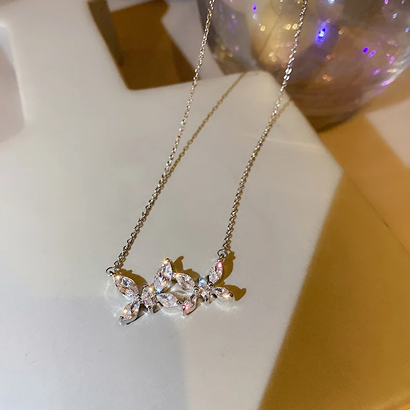 

fashion trendy crystal rhinestone butterfly necklace women