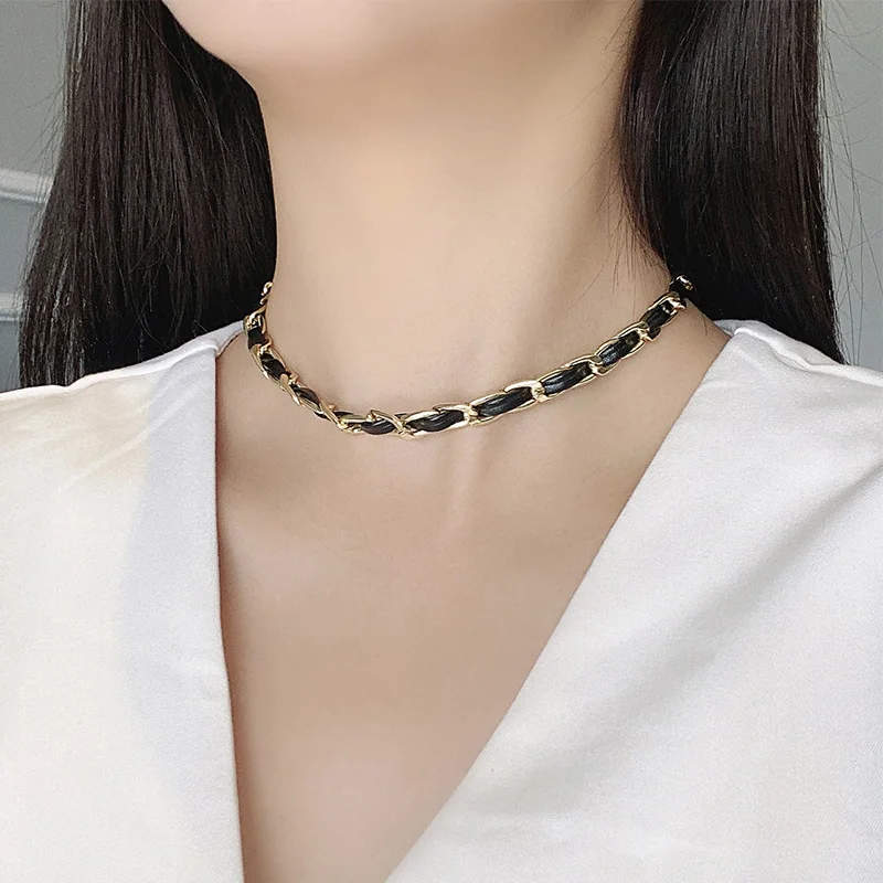 

Retro temperament hip-hop clavicle chain personality design sense chain necklace 2021 new simple and versatile necklace female