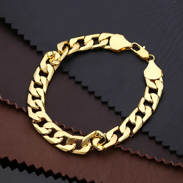 

Miami Hip Hop Urban Jewelry designers Iced Out Gold Plated Cuban Link Chain Bracelet for Men