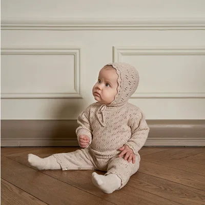 

Autumn / winter 2020 baby hollow lace long sleeve knitted one-piece suit with HAT baby creeper suit