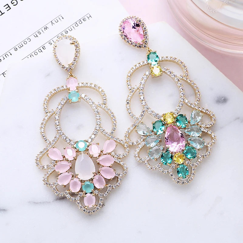 

Wholesale Luxury Hollow Dress Earrings Beautiful Style Wedding accessori Jewelri for Women Drop Earrings