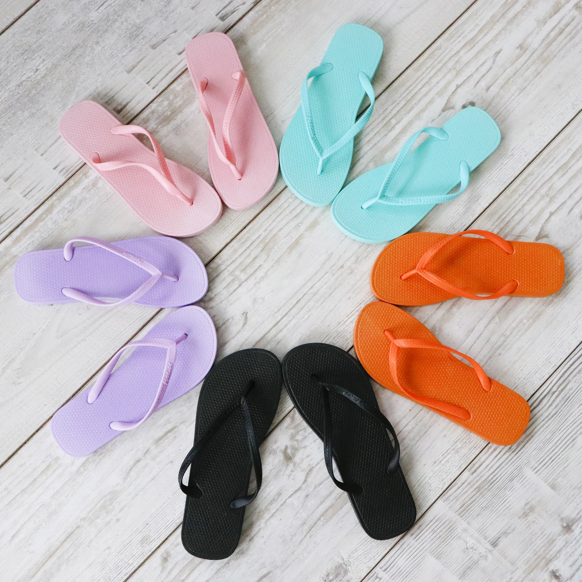 

Wholesale Summer OEM Custom Logo Print Pvc Flipflops Slipper Outdoor Beach Unisex Mens Women Flip Flops