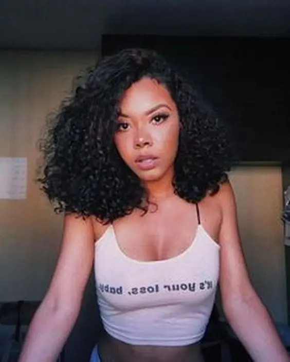 

Malaysian kinky curly Hair 4 Bundles With 1piece thin Lace Closure