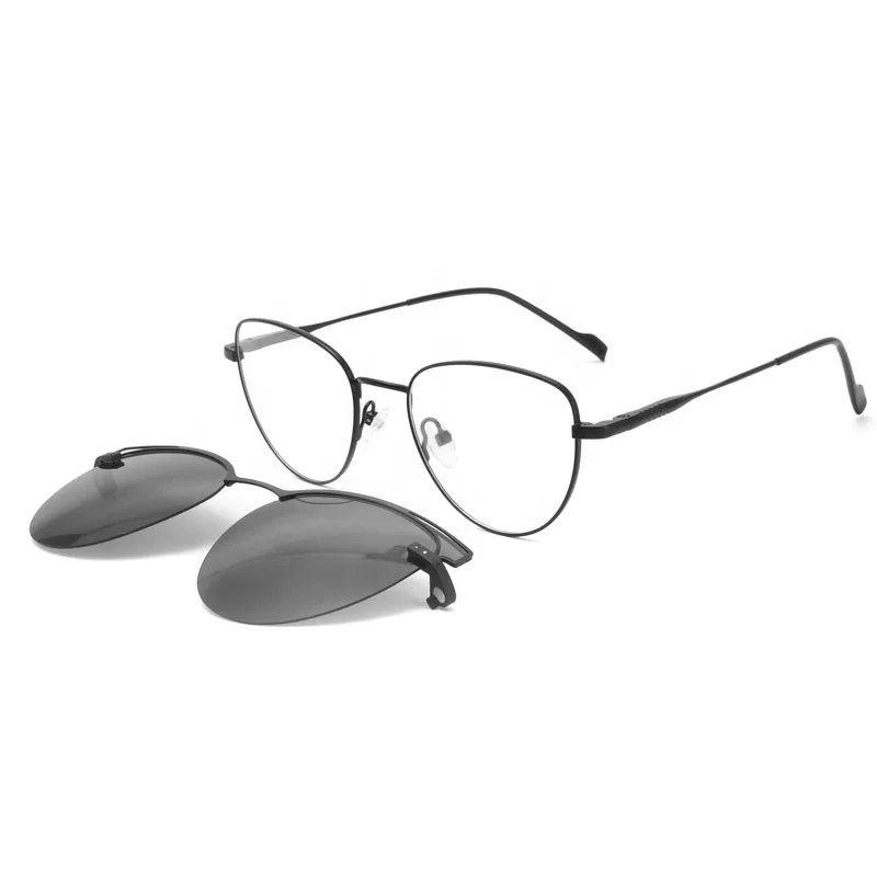 

Unisex Elegant Fantastic Multifunction Optical Eyeglasses With Clip-On RY1022