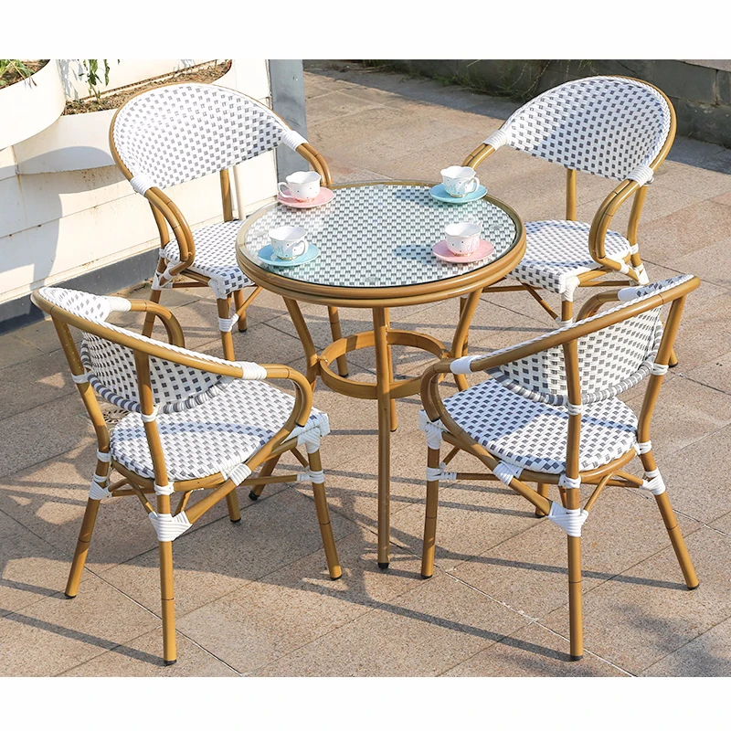 Rattan French Bistro Chairs And Table Francese Bistro Sedie In Rattan