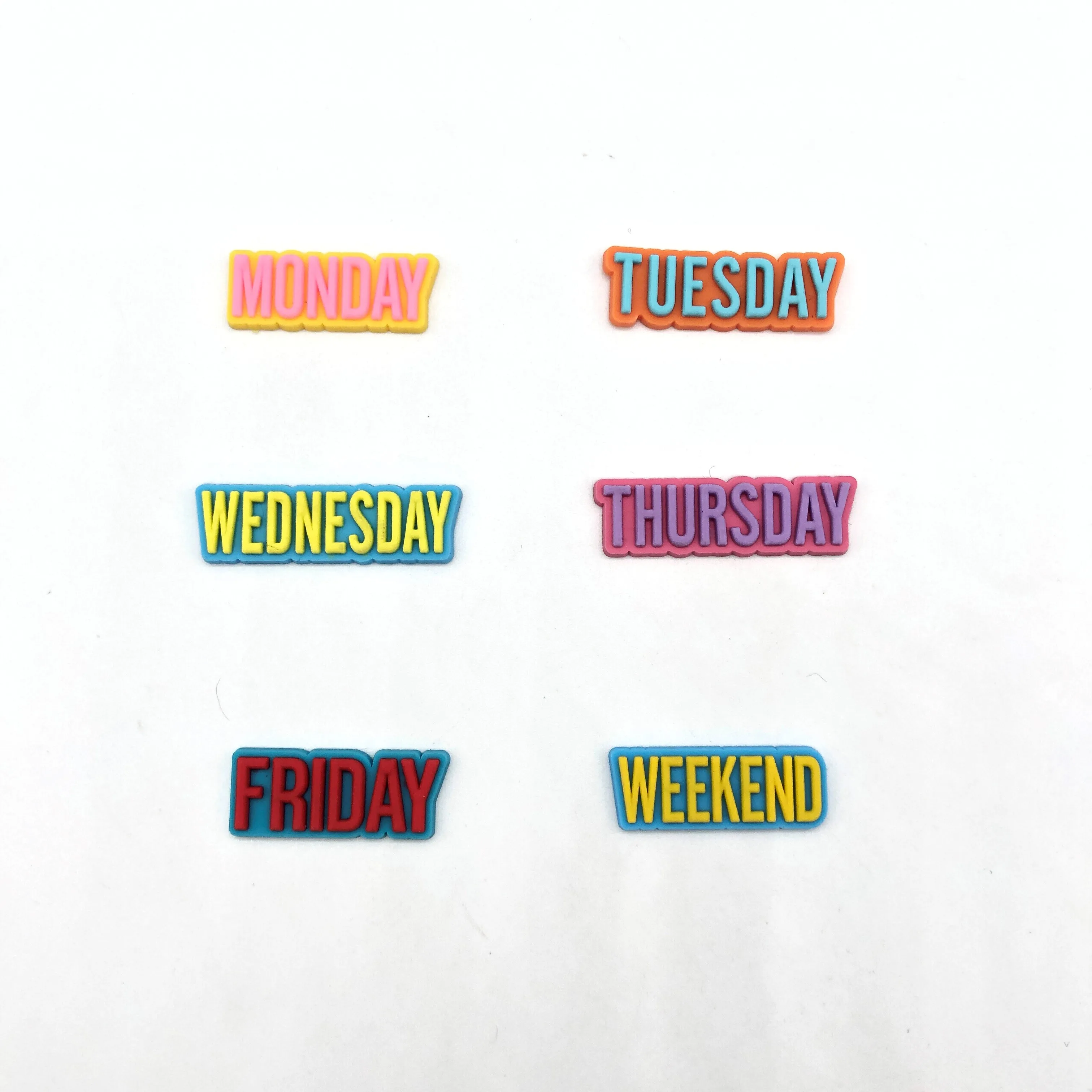 

6pcs suit 2021 New Design Factory Wholesale Custom Week Pixel suit Crocodile Charm Girls Kids Gift Shoes Charms, Picture