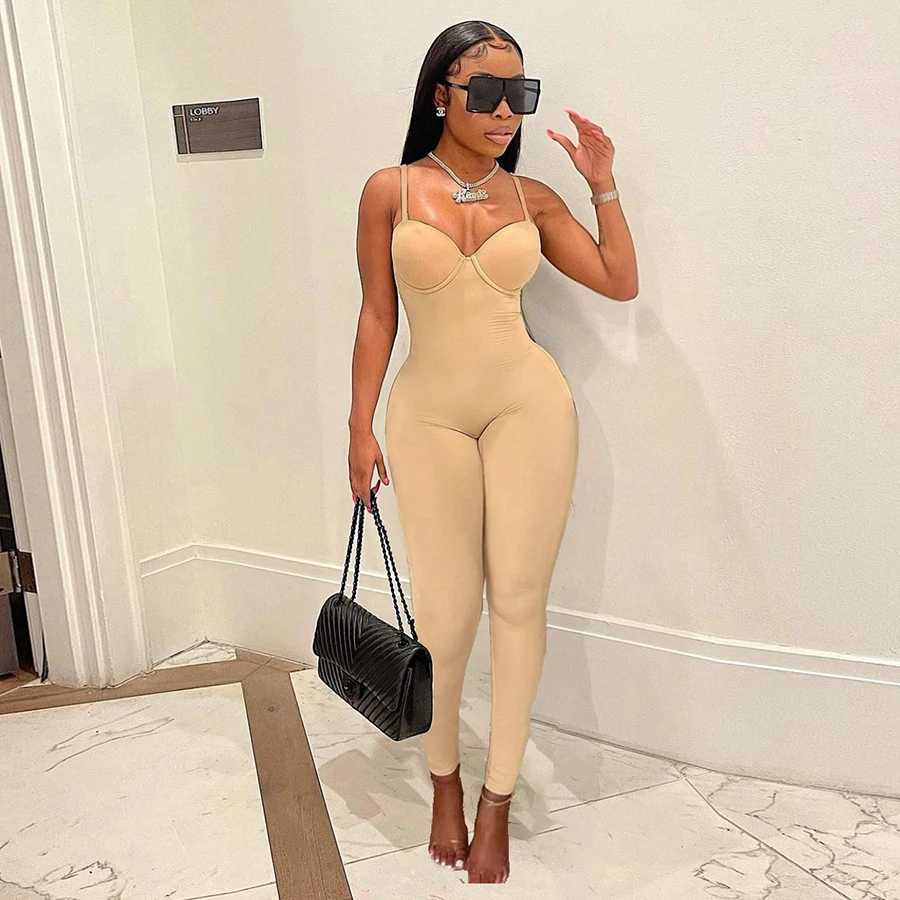 

Spring 2022 Women's sexy party fashion new jumpsuit Solid color tight sleeveless backless suspender jumpsuit