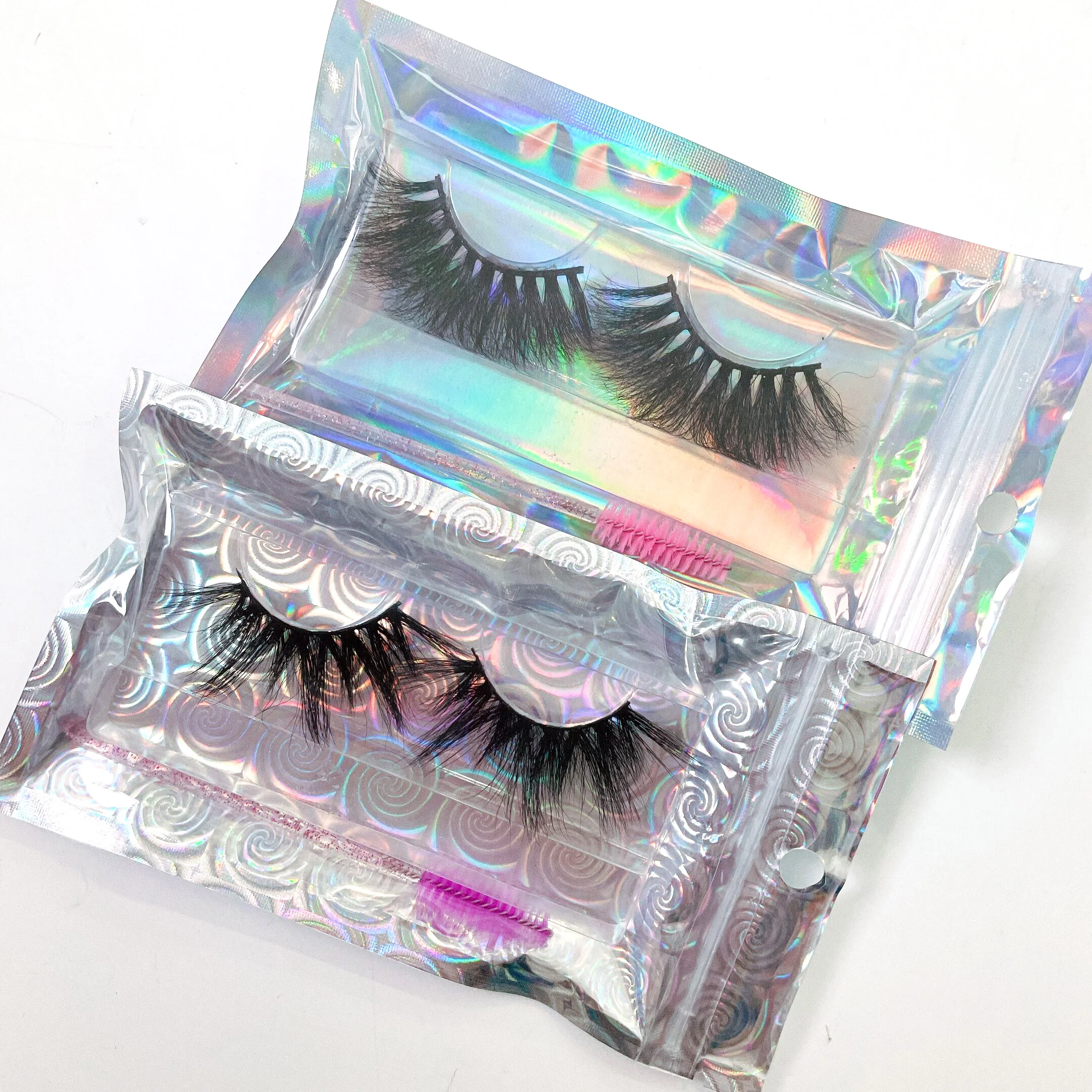 

Wholesale Custom Packaging Eyelashes Super Fluffy Wispy 25mm 100% Real Mink Lashes 3D Mink Eyelashes, Black