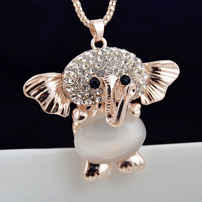 

Crystal animal Necklace sweater chain length 2021 new trend versatile high-end autumn and winter women's clothing accessories pe