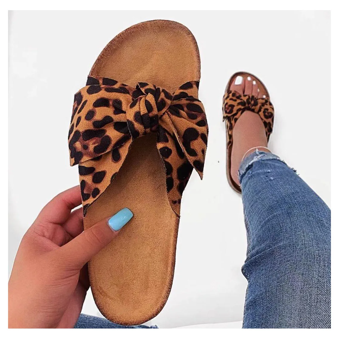 

S32 Summer Beach Slipper Sandals Women Flat Bow Knot Slippers Ladies Flat Shoes Casual Flip Flop Leopard Print Slide Slippers