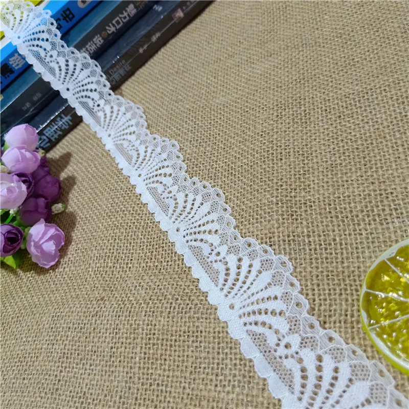 

S2689 3.5CM flower pattern white elastic soft mesh eye spandex French scallop narrow lace decorative fabric dress underwear
