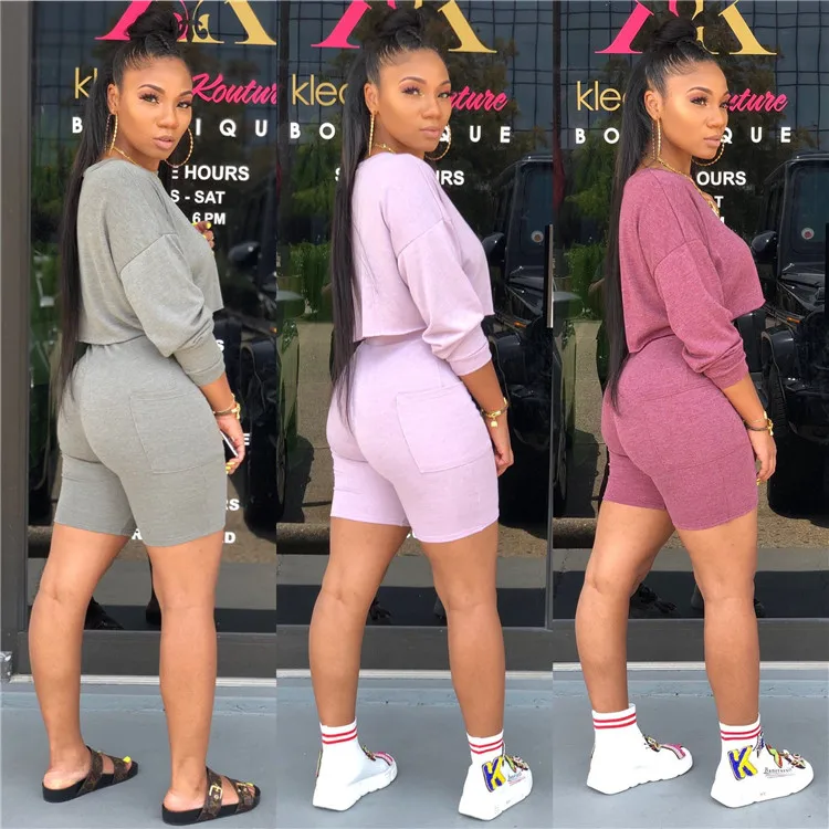 

Hot Custom Sport long Sleeve Sweatshirt 2 Piece Set Plus Size Women Shorts Set, Multi color