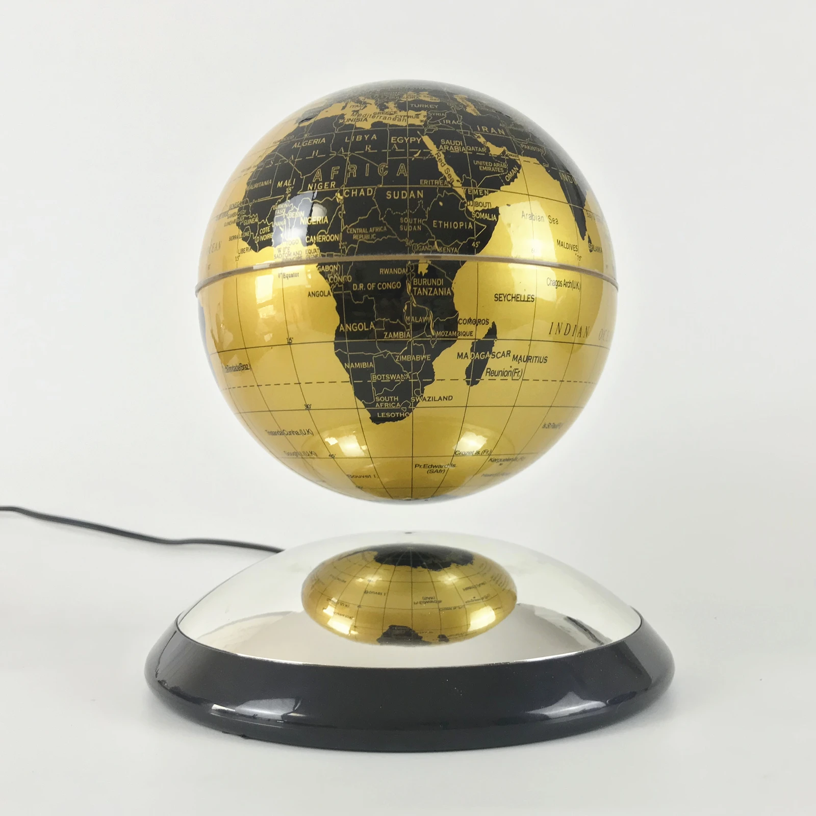 

Magnetic Levitating Globe High-class Business Gift 14cm Floating World Globe Unique Design Home Decoration