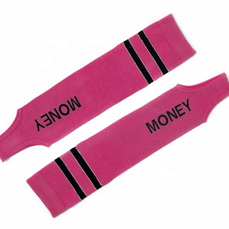 

2020 New Europe and the United States Street letter fashionable step foot sock