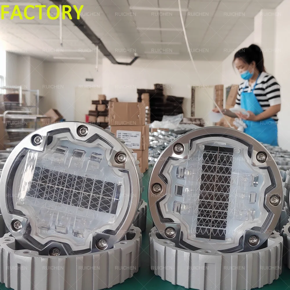 G105 Solar Road Studs Price Led Driveway Solar Road Stud Buried Lamp Light IL300