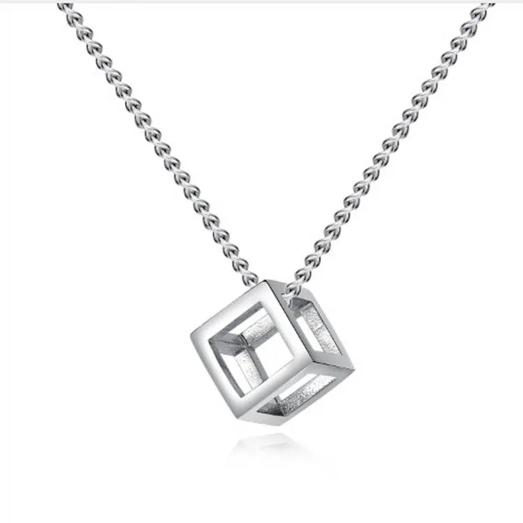 

Simple hollow three-dimensional magic cube necklace unique personality cube love pendant Korean geometric couple jewelry male e