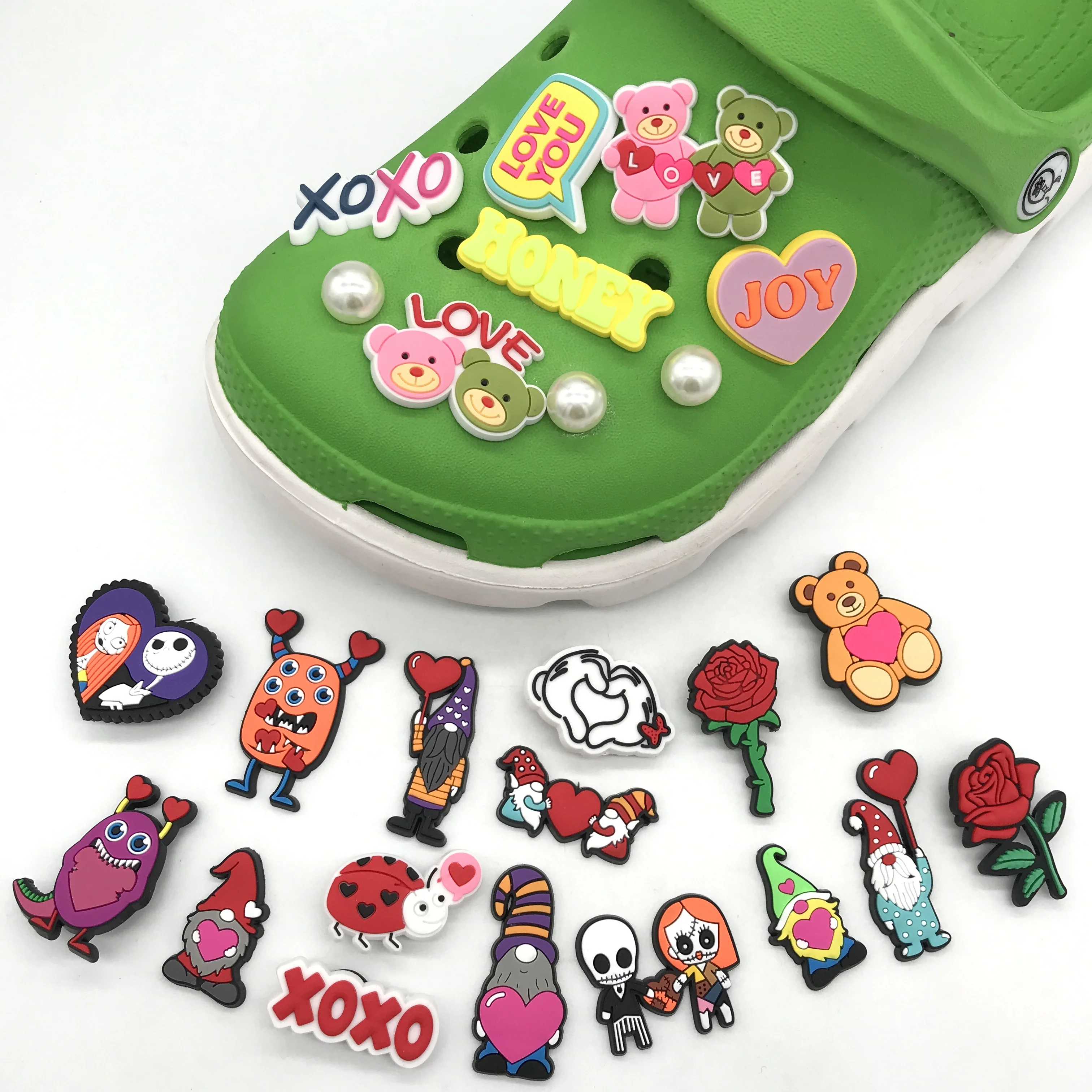 

wholesale croc charms Customize PVC kid Shoe Charm Hot Sell Sexy love Shape croc Charms for croc Shoe Decorations, Picture