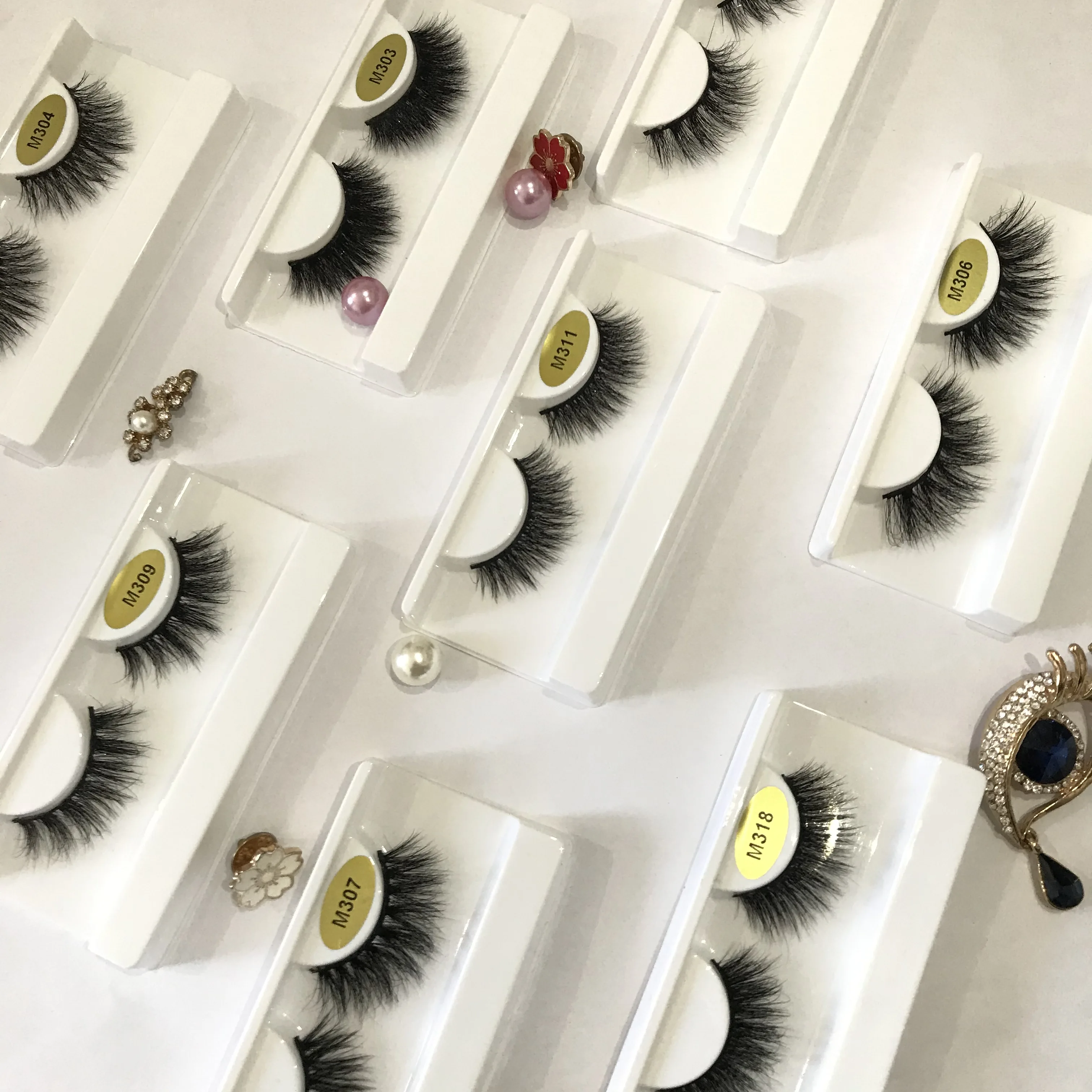

Wholesale Individual 3d 5d 25mm Private Label mink vendors eyelashes, Natural color