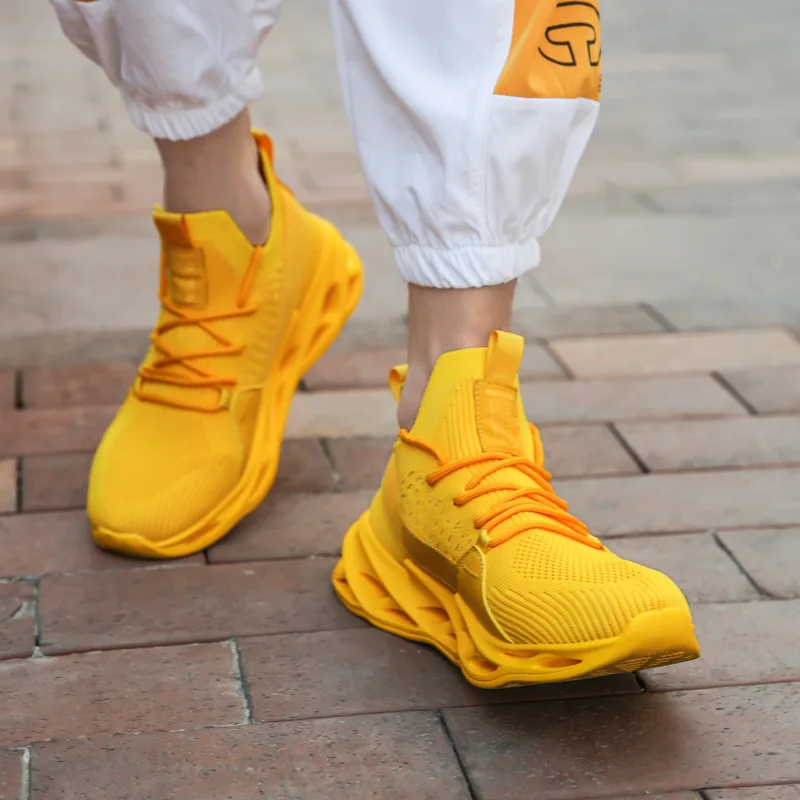 

2021 New Arrival Fashion Couple Outdoor Sports Shoes Plus Size Color Matching Mesh Breathable Lace-up Men's Running Shoes, As picture and also can make as your request