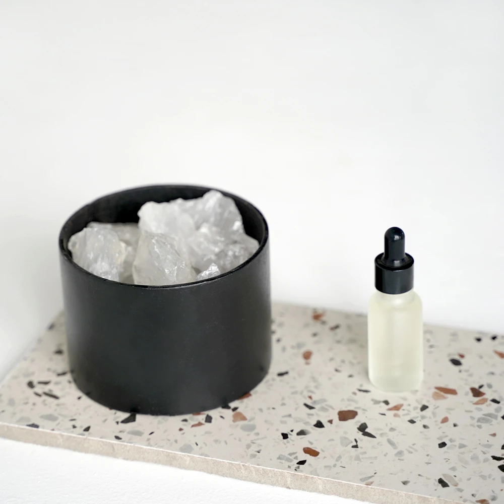 

Aroma Crystal Diffuser Fragrance Black Decorative Home OEM Customized Office Air Pcs Solid Hotel Color Feature Metal Handmade