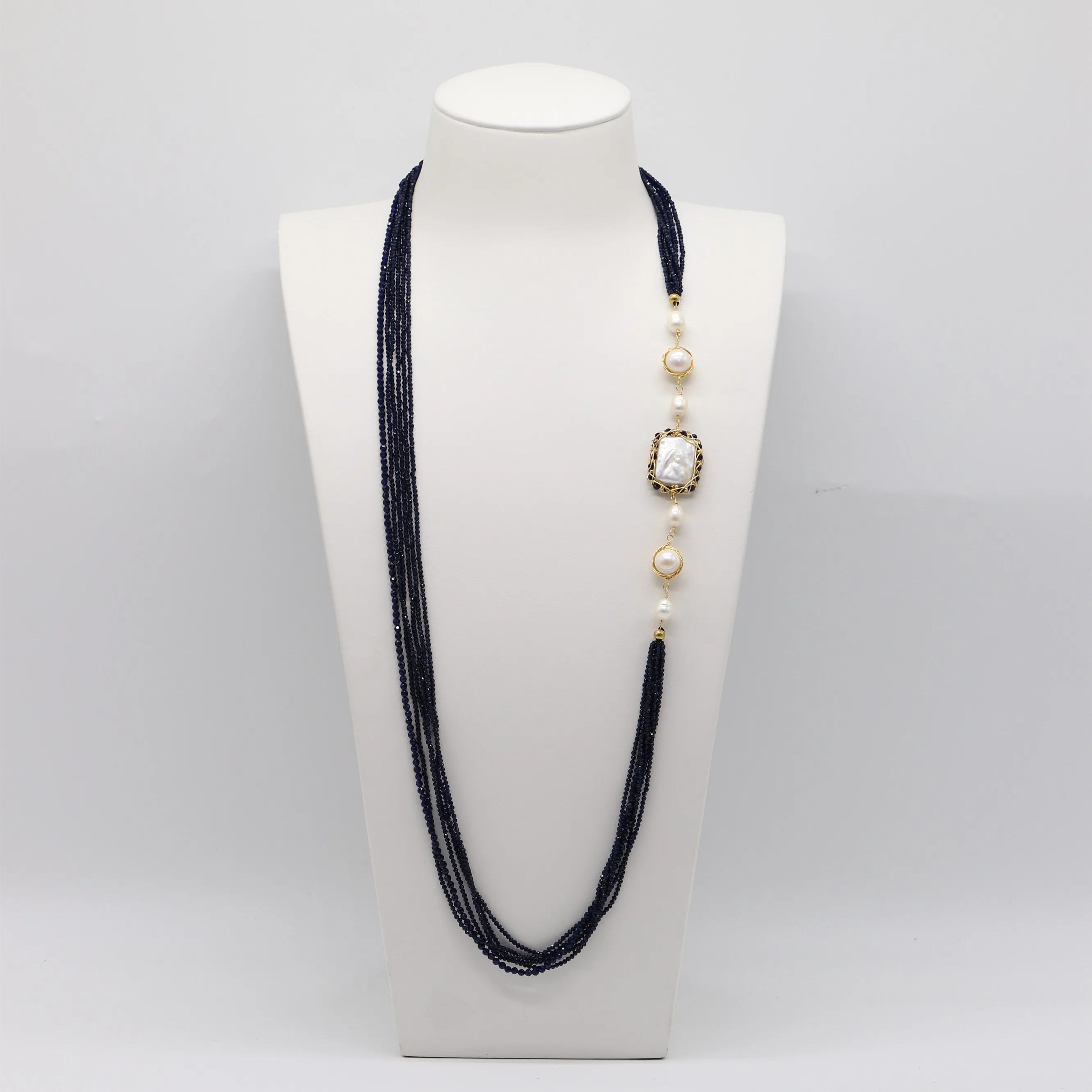 

2020 popular fashion freshwater pearl and crystal necklace chain jewelry, Green,black,red