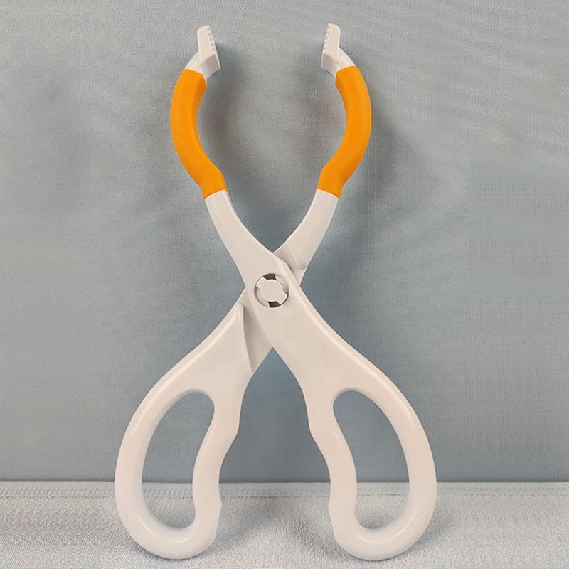 

Hot Sale BPA Free Double Colors Heat-resistant Anti-slip Feeding Bottle Clamp