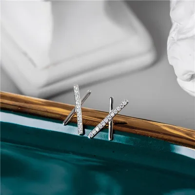 

Hot Sale S925 Sterling Silver Diamond Letter Earrings Cubic Zirconia Alphabet X Stud Earrings Women