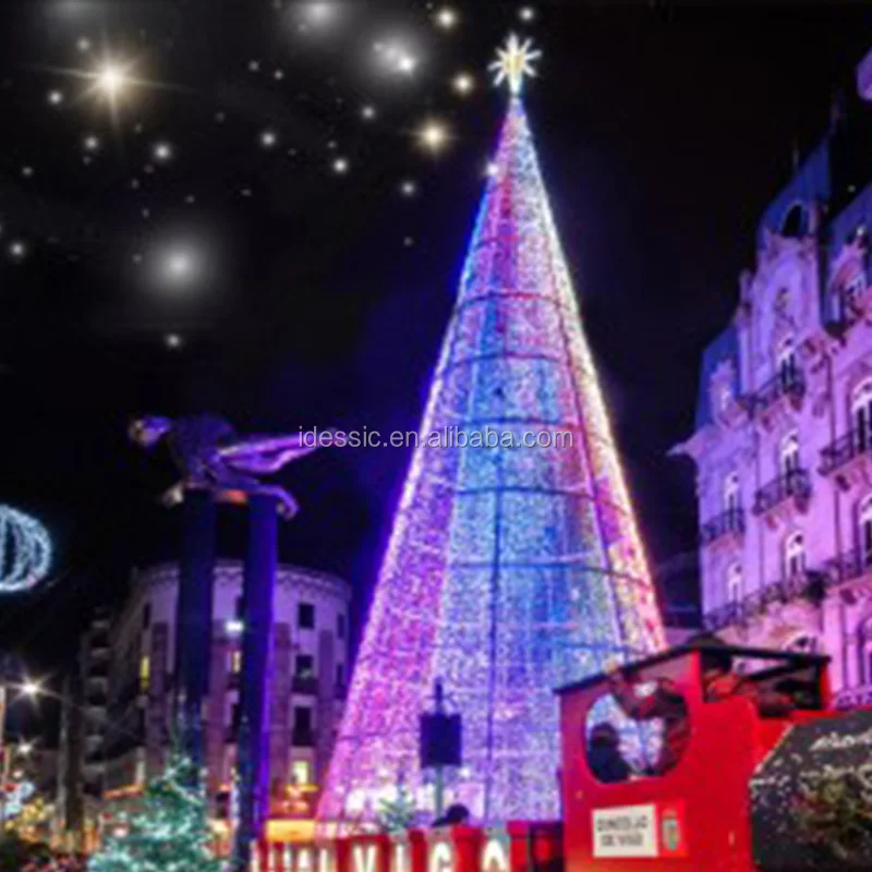 Outdoor Giant Christmas Mega Tree Lighting Of String Lights For