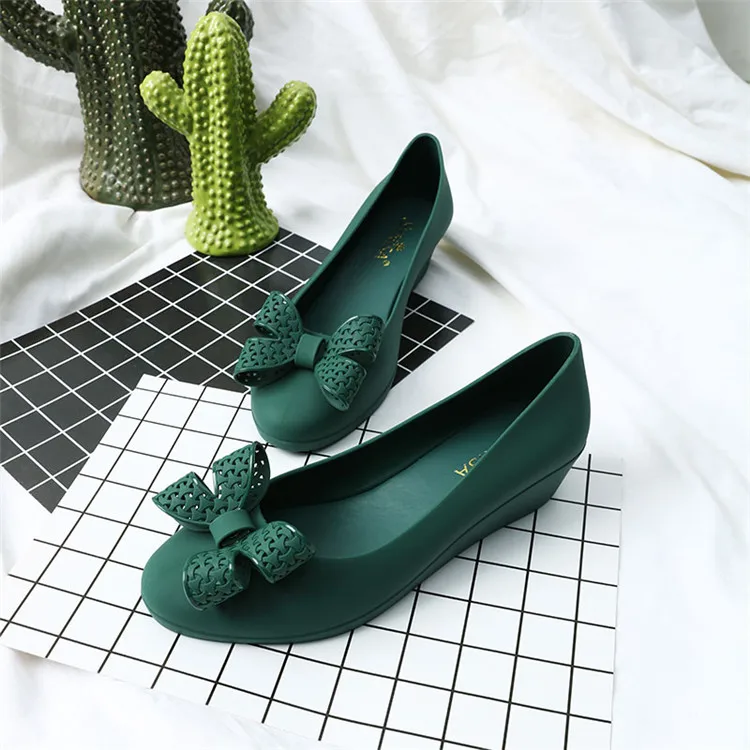 

Slip resistant jelly sandals jelly bow slide sandals for women shoes