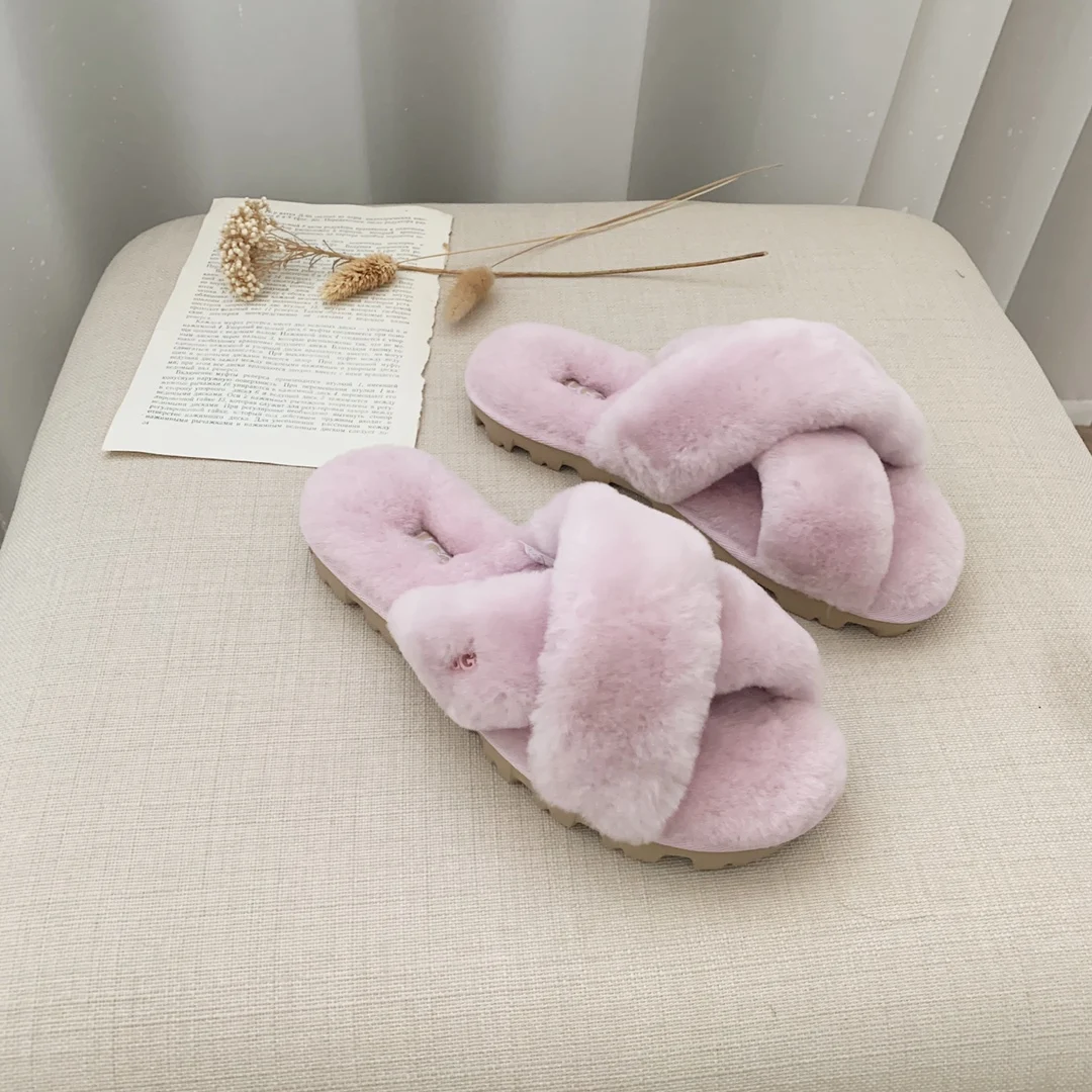 

New Arrival Ladies Winter Custom Fashion Simple Home Soft Designer Furry Fluffy Slippers for Women Famous Brands Fuzzy Slippers