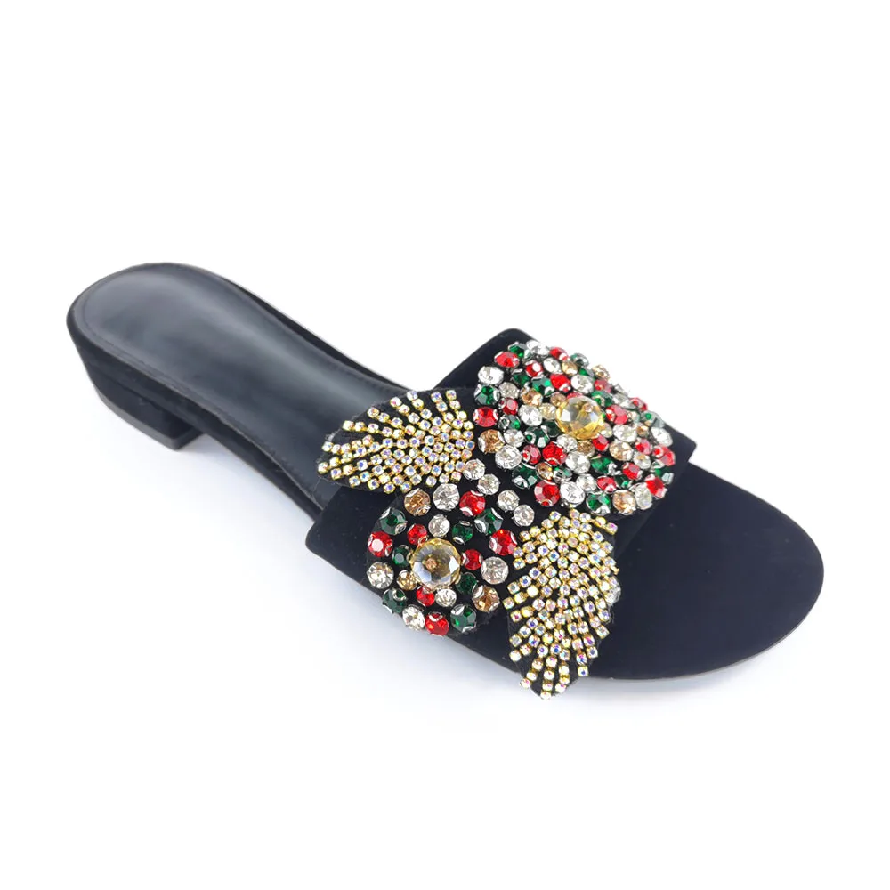 

2021 China Rubber Fashion's latest gemstone colorful flat sandals, Customized color