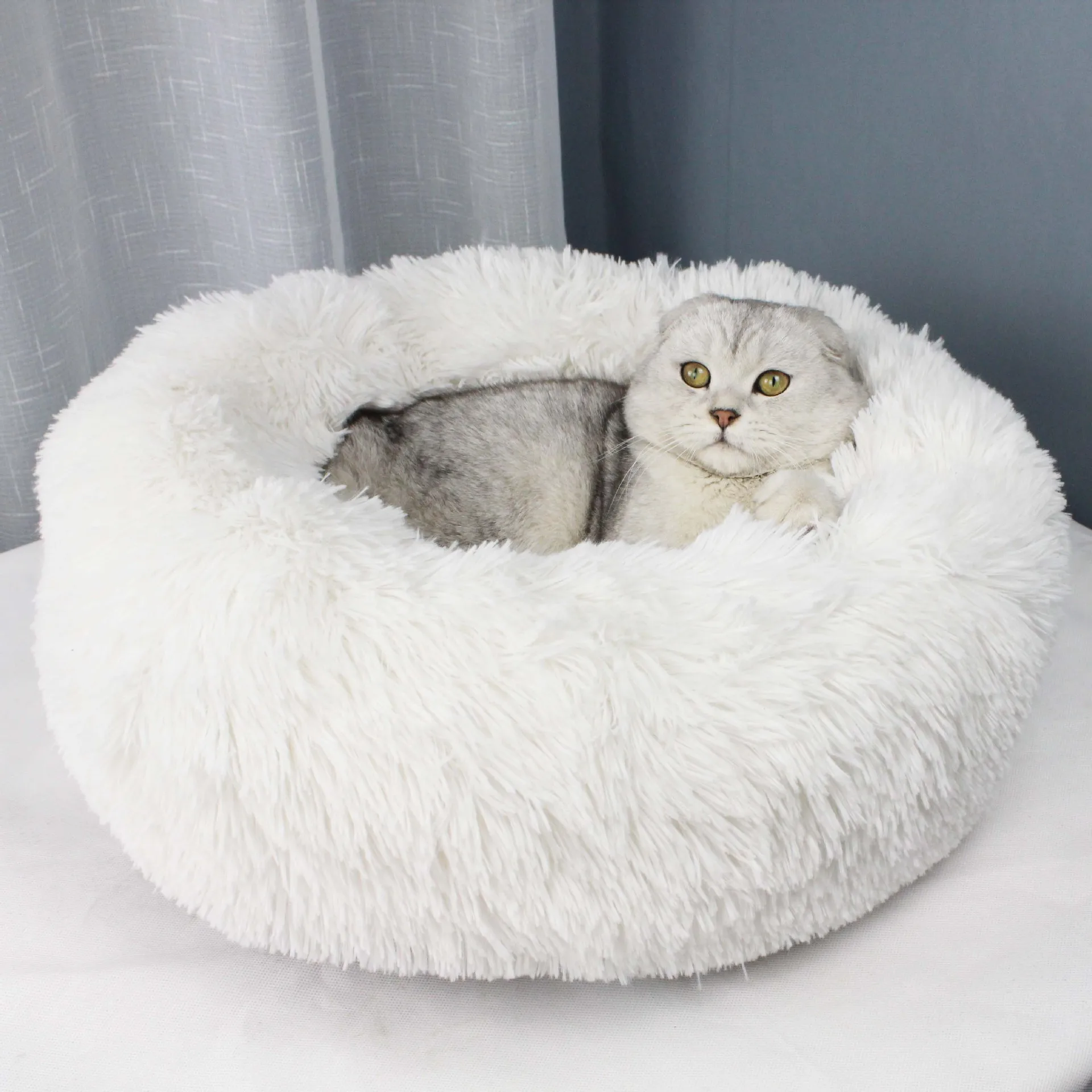 Wholesale Suppliers Warm Plush Calming Cat Multiple Sizes Donut Cat Dog