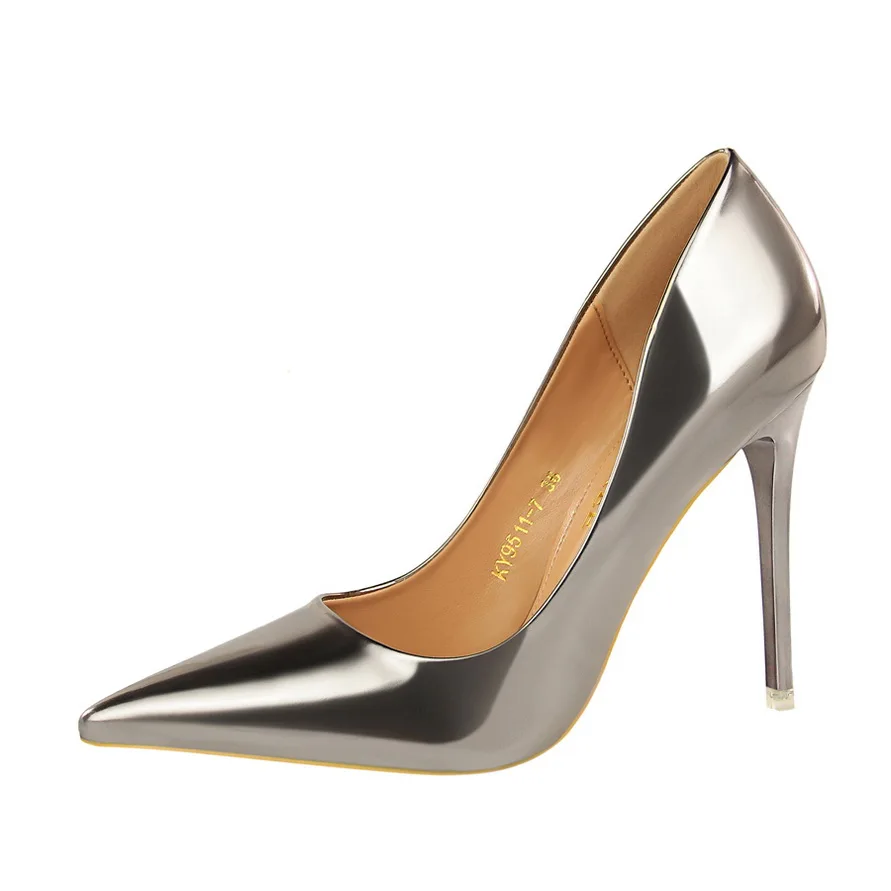 

9511-7 Stylish metallic heels for women with high heels shallow toes and pointed toes for sexy nightclubs
