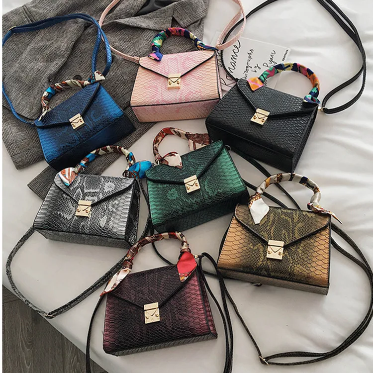 

New fashion scarves shoulder bag Korean version popular small square bag women snakeskin purse handbags