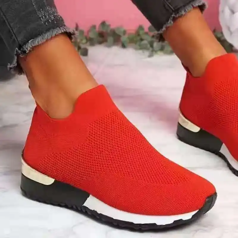 

Fashionable and comfortable flying sneakers casual women's shoes