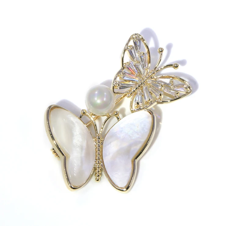 

Wholesale Factory Price Delicate Women Expensive Jewelry Delicate Butterfly Korean Style Brooch