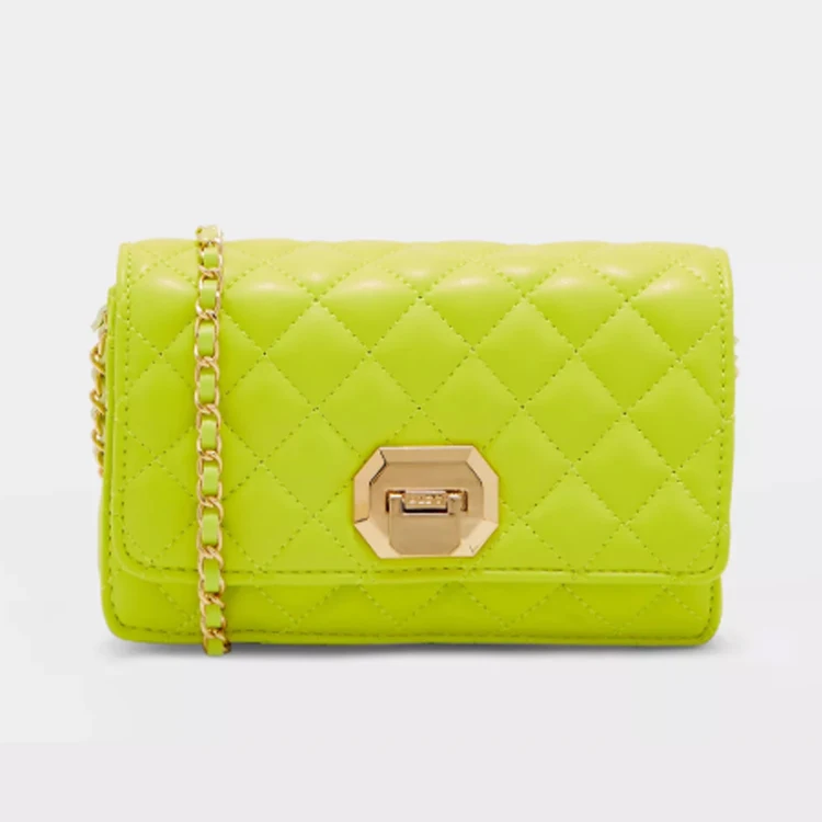 womens quilted handbags