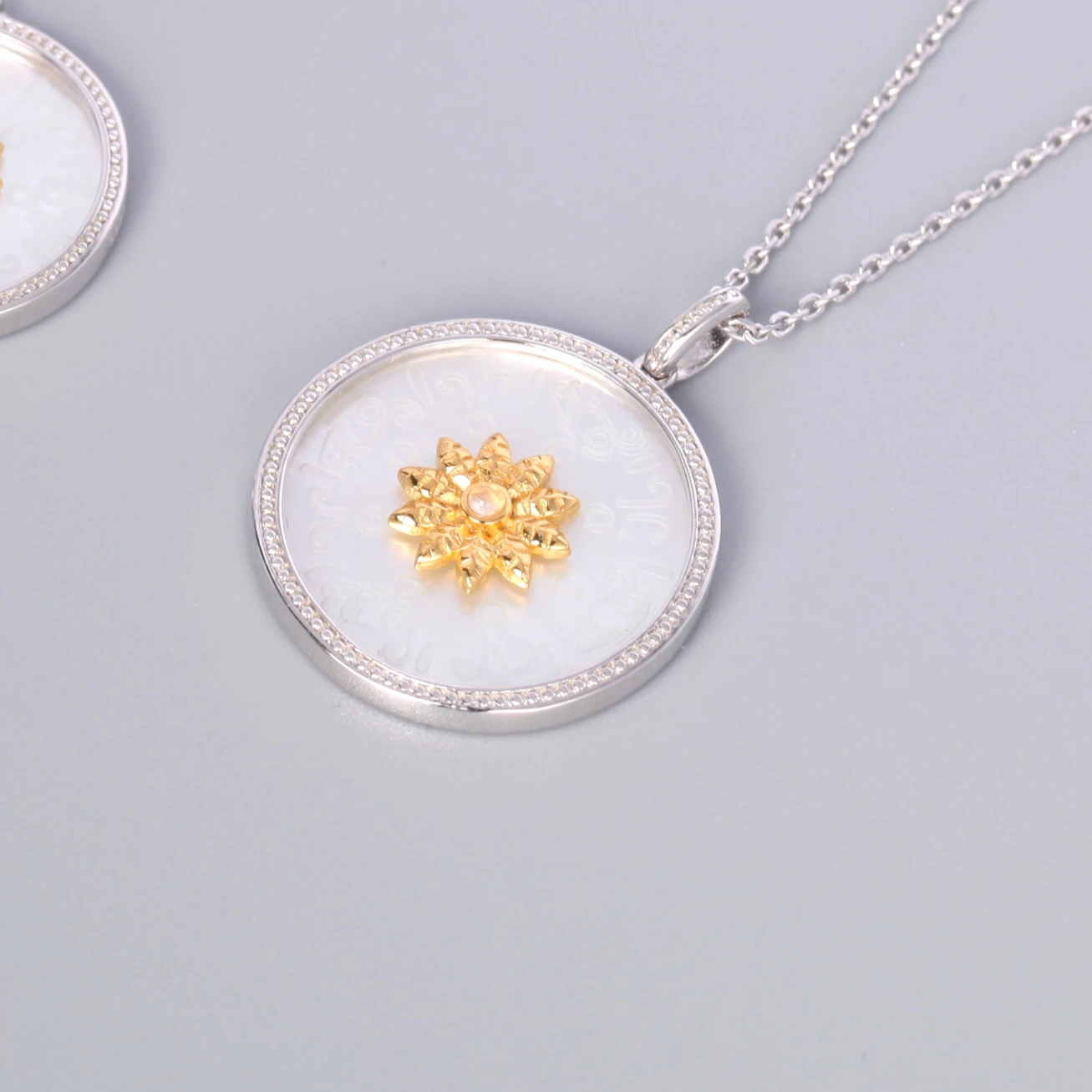 

Staring From Thousands of Years Fritillaria Moonstone Necklace, Silver
