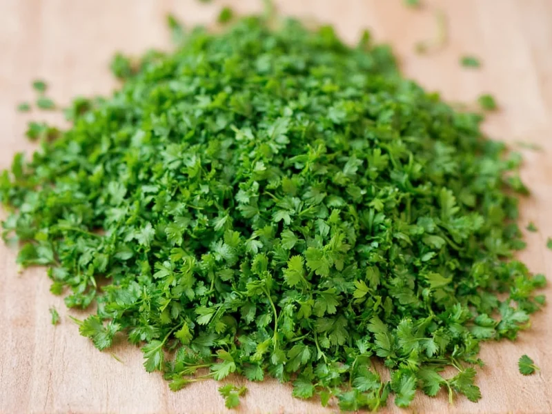 Best Parsley Substitutes: 7 Effective Alternatives for Cooking