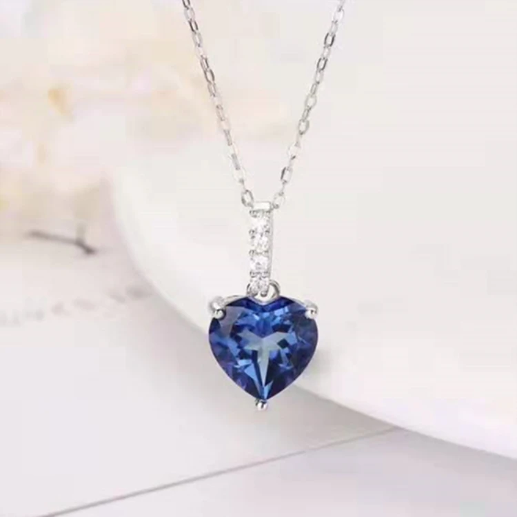 

Heart Shape Gemstone Pendant Wholesale 925 Silver Custom Jewellery Natural Blue Topaz Necklace Pendant