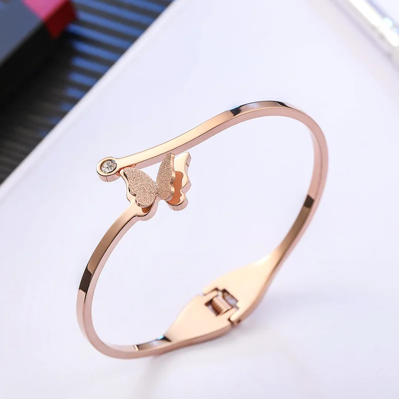 

Popular Simple Rose Gold Stainless Steel Gold plated Butterfly Opened Bracelet Female wholesale bangle