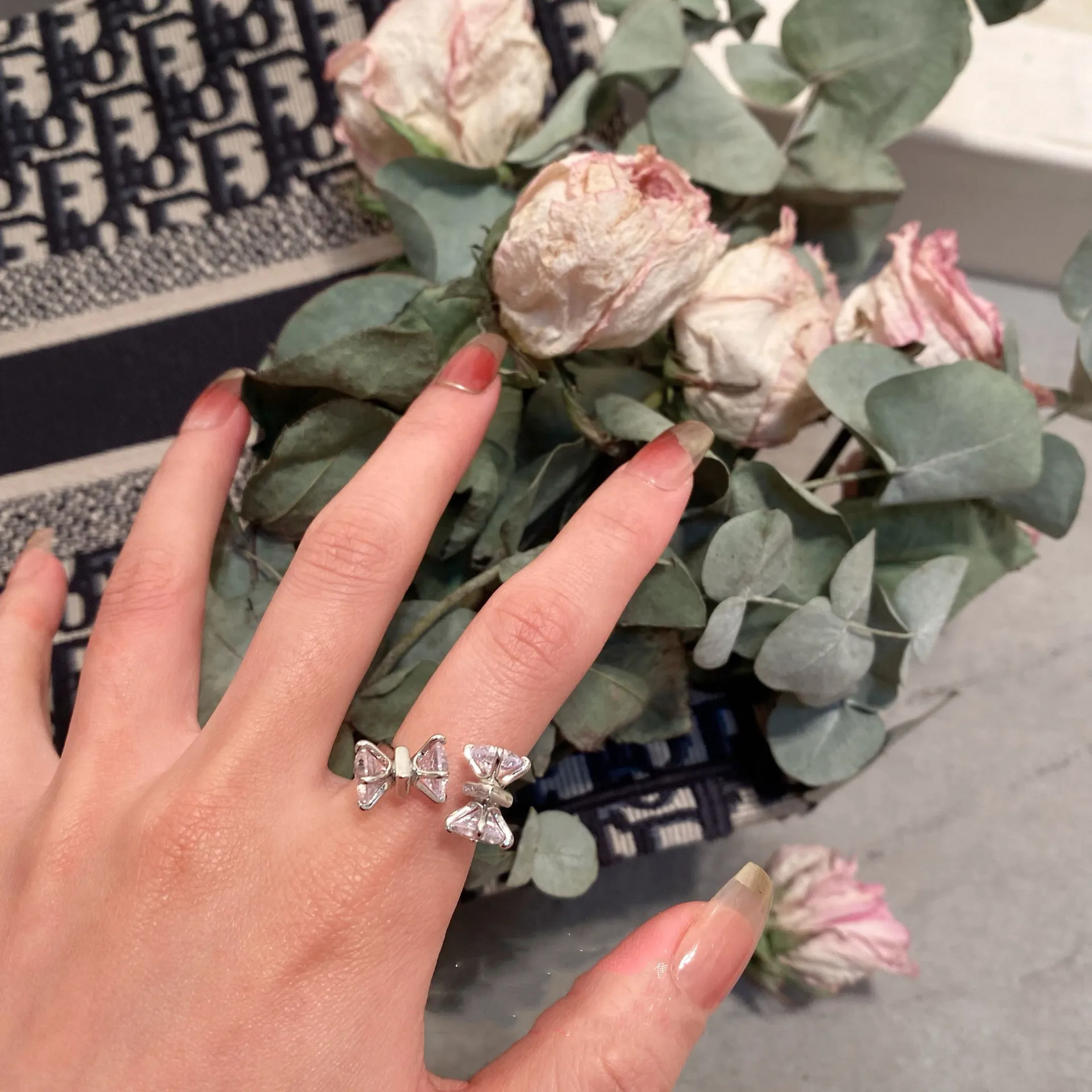

New Trendy Zircon Butterfly Bow Open Rings Fashion Simple Adjustable Crystal Butterfly Bow Rings For Girls