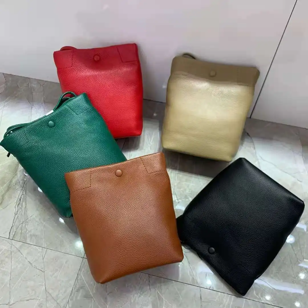 

2021 Famous Brands Low MOQ Designed PU leather MINI Handbags for Ladies, More color