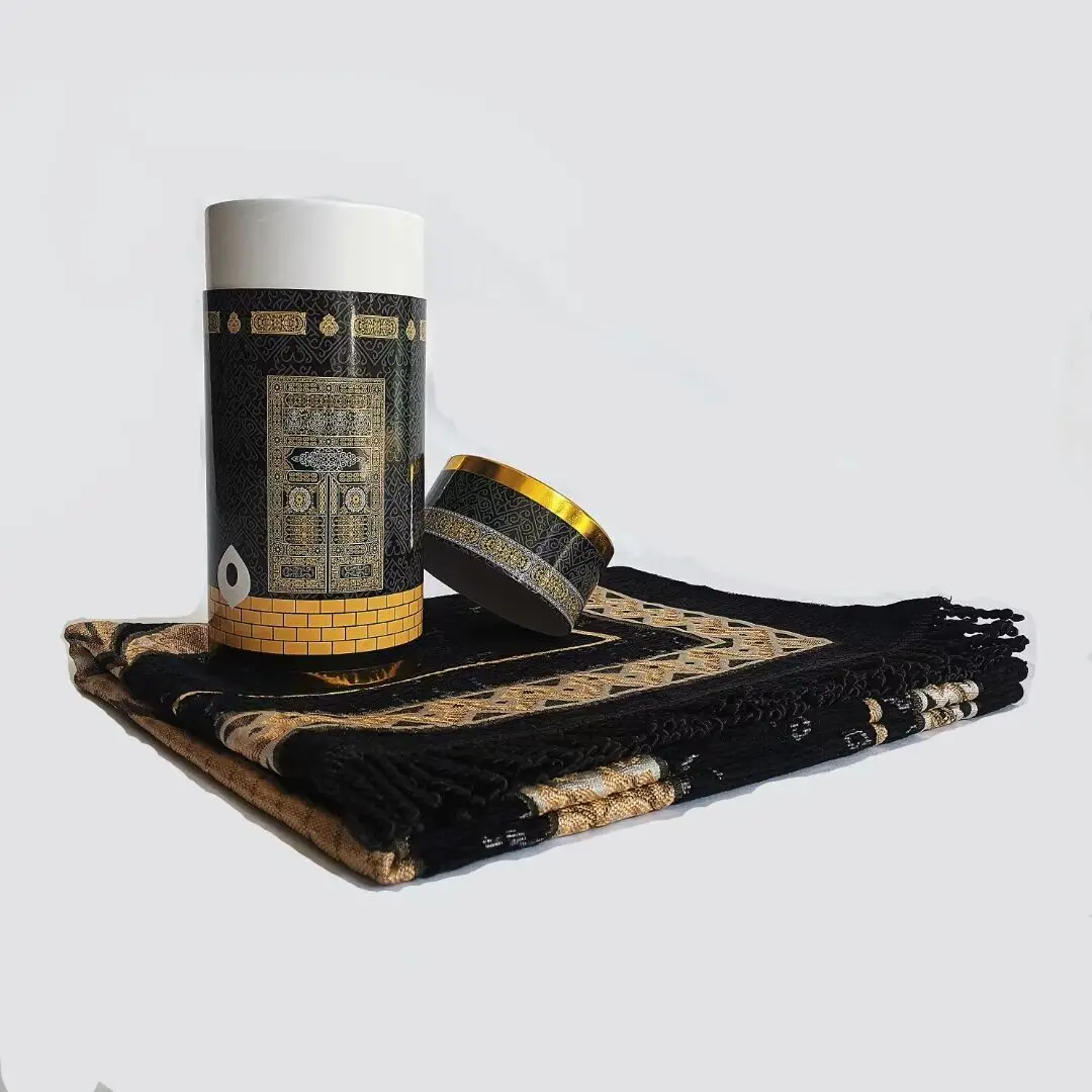 

Muslim Prayer Mat Black Animal Print Polyester Woven Modern Rectangle Rug Business Gifts Set 3 Pcs Carpets Bedroom Washable Rug